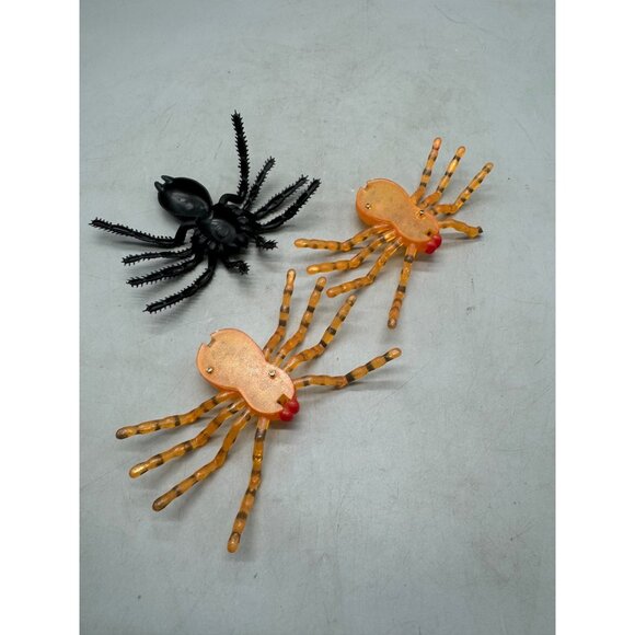 Set Of 3 Black & Orange Plastic Spider Toys Halloween Party Decor 6.5" Width REA - Picture 4 of 5